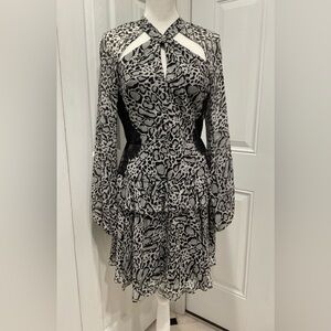 ❄️NWOT BCBGMaxAzria  Black 100% Silk Fitted Lined Layered Mini Dress, Size 8